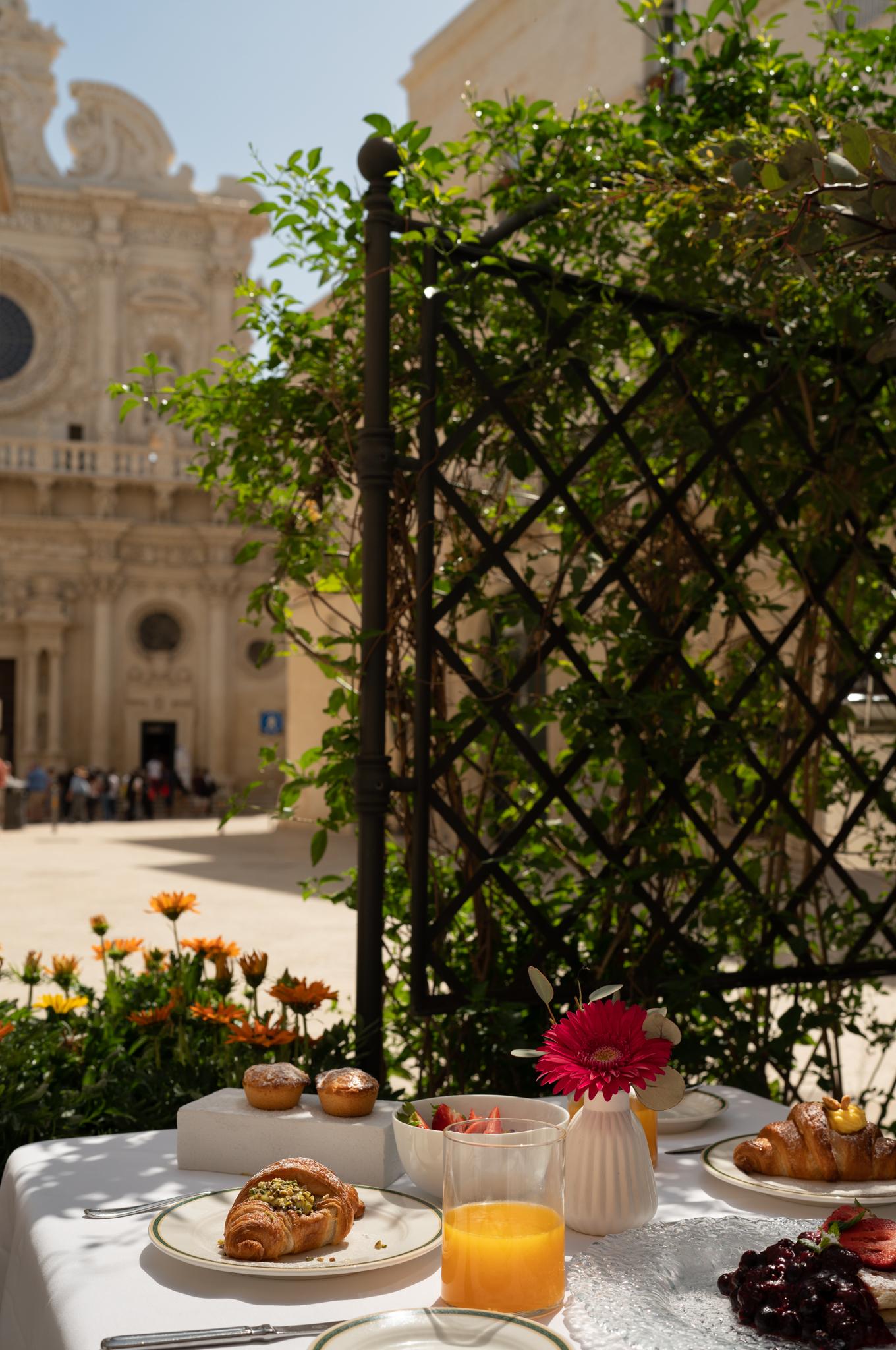 Patria Palace Lecce Hotel Exterior photo